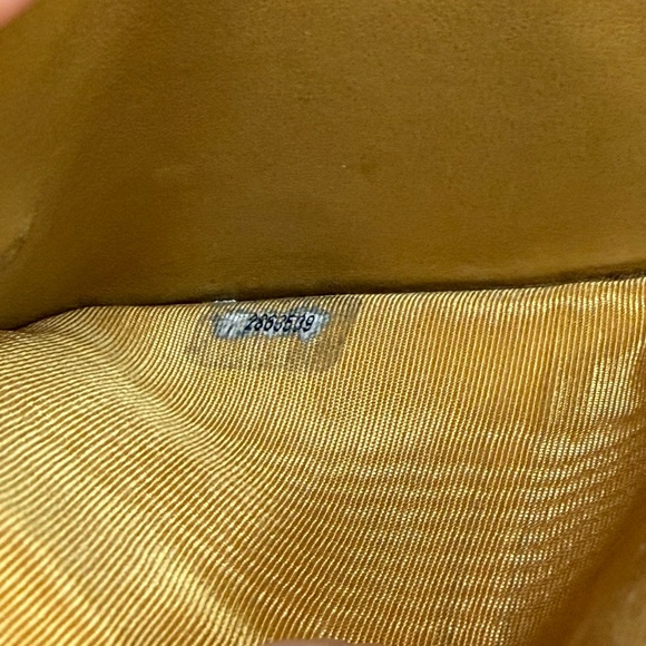 Chanel compact wallet authentic - Picture 9 of 10